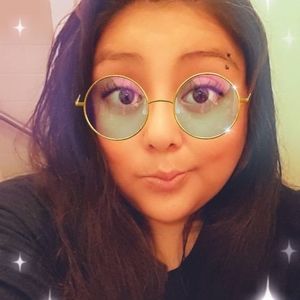 Meet your Posher, Mandie